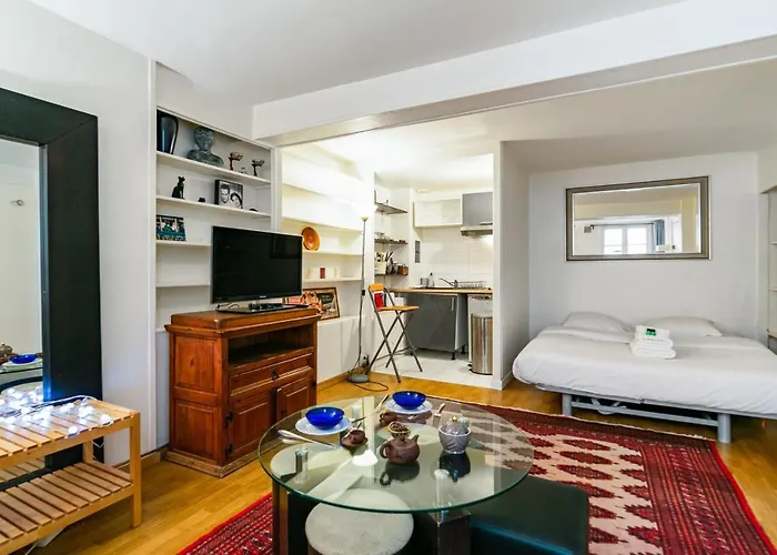 Nice And Calm Studio Nearby Alesia At The Heart Of - Welkeys Apartman Párizs